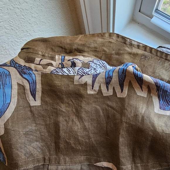 BANANA REPUBLIC BLOUSE NVR WORN TAGS ATTACHED - Picture 2 of 5